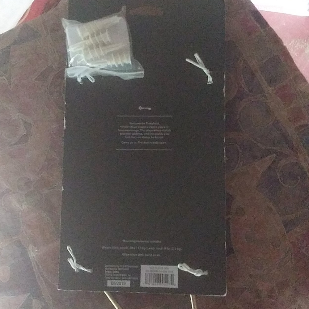 New - Picture 2 of 2